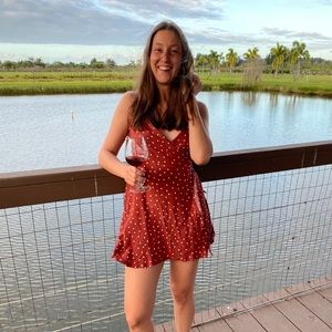 Meet your Posher, Véronique